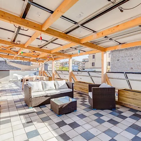 Private Rooftop Terrace 3 Min Walk To Metro * Roma